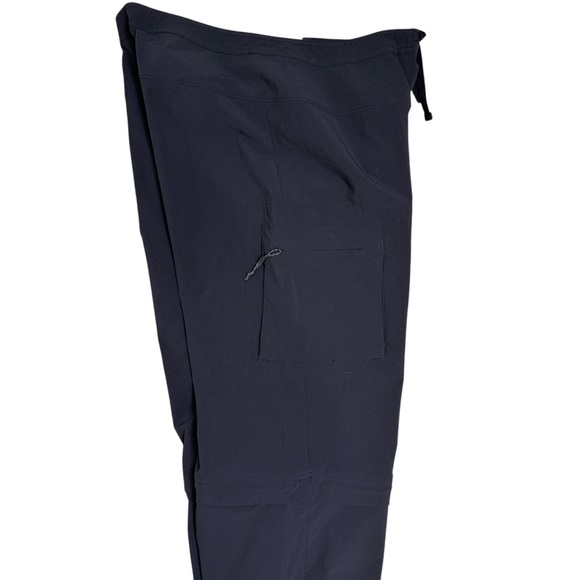 Mountain Hardware Women’s Size 8 Black Convertible Utility Jogger Pant - Picture 7 of 11